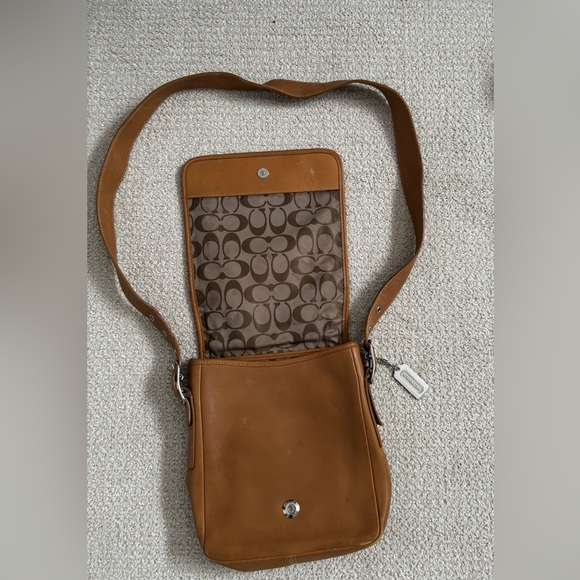 Coach Legacy Slim Flap crossbody bag - Picture 1 of 13